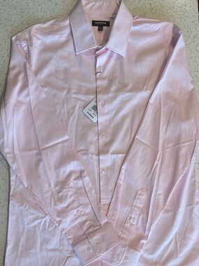 Express Men's Light Pink Spread-Collar Dress Shirt